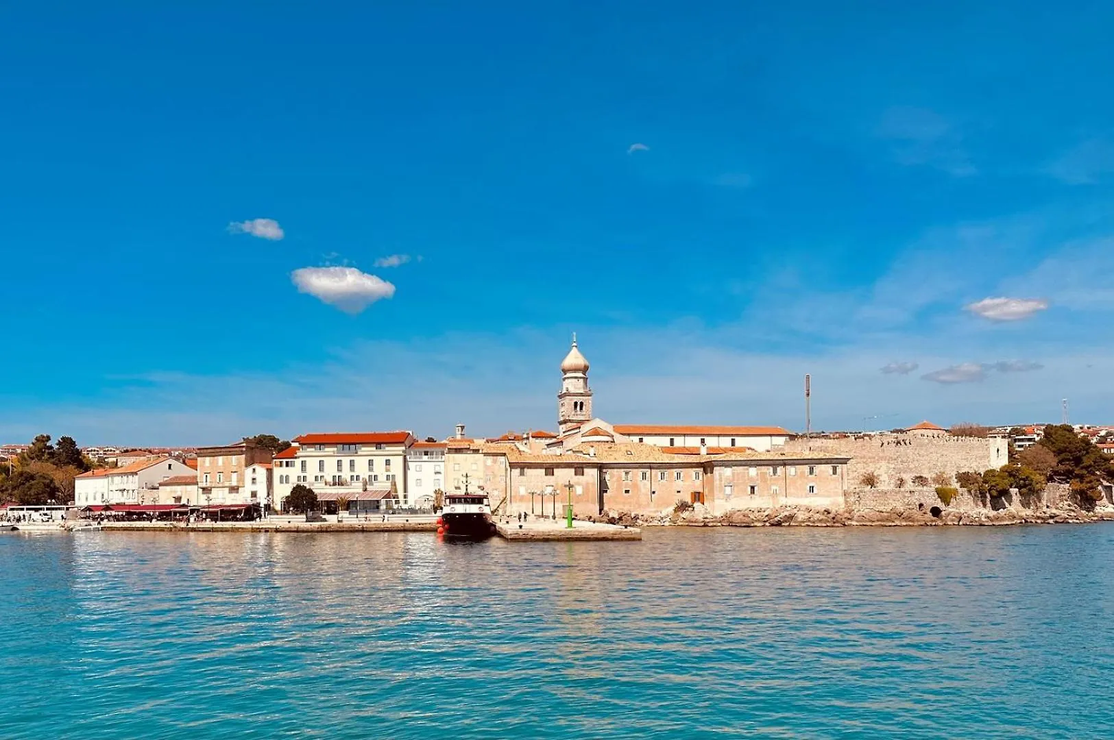Apartment Disente With Sea View Krk Town